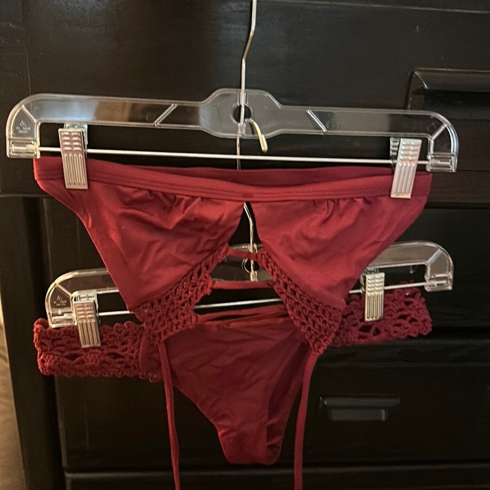 Frankie’s bikini